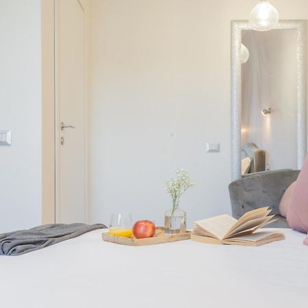 Cernobbio Dream Suites By Rent All Como Exteriör bild