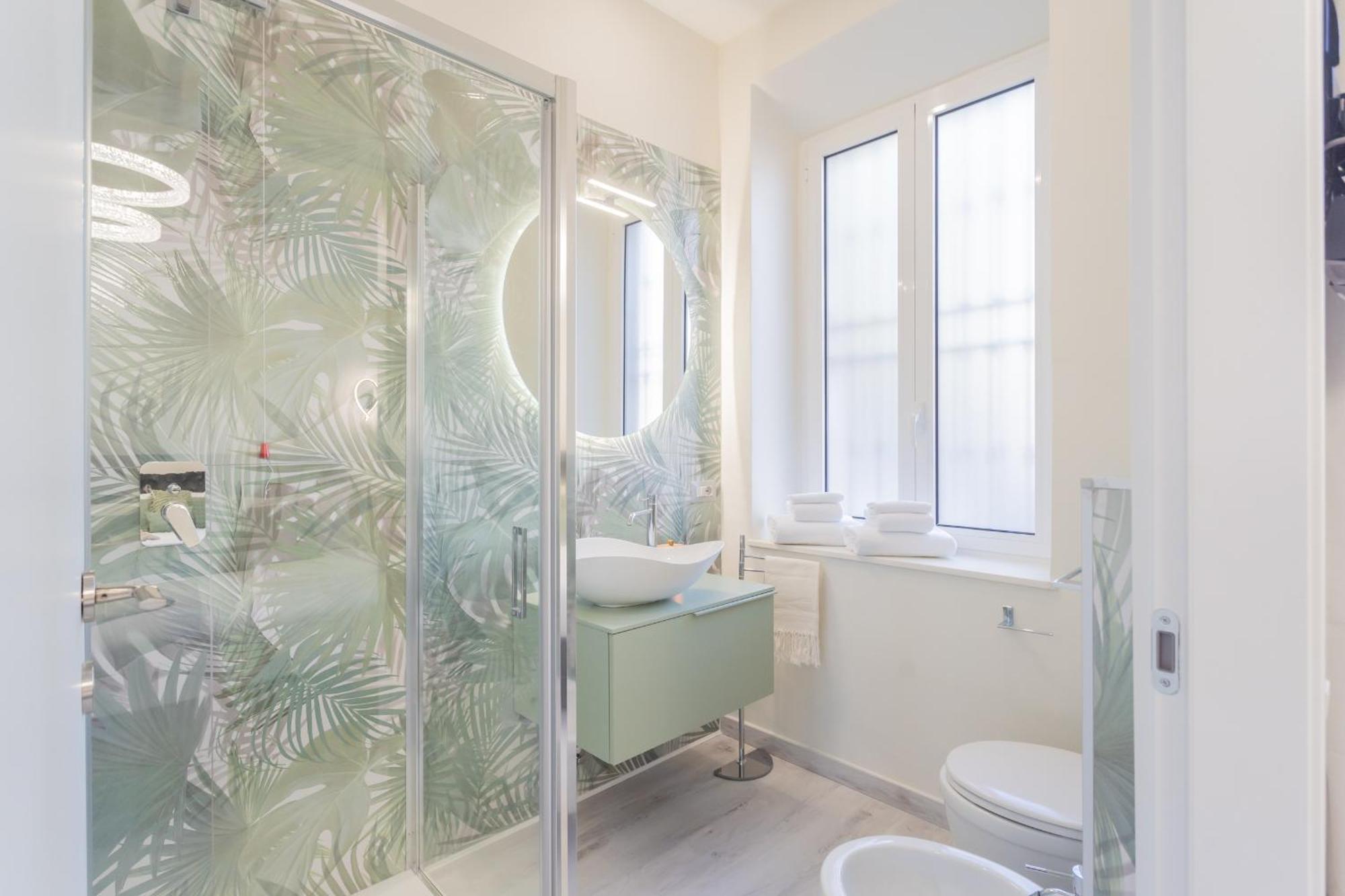 Cernobbio Dream Suites By Rent All Como Exteriör bild