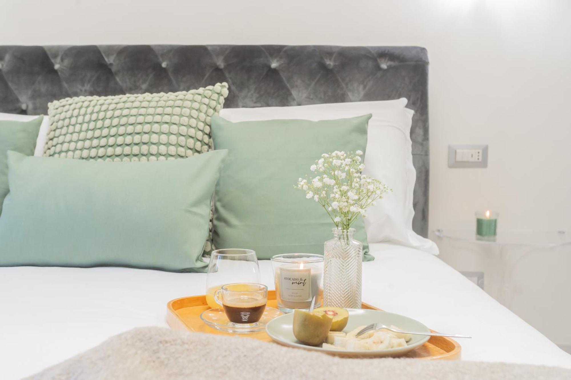 Cernobbio Dream Suites By Rent All Como Exteriör bild
