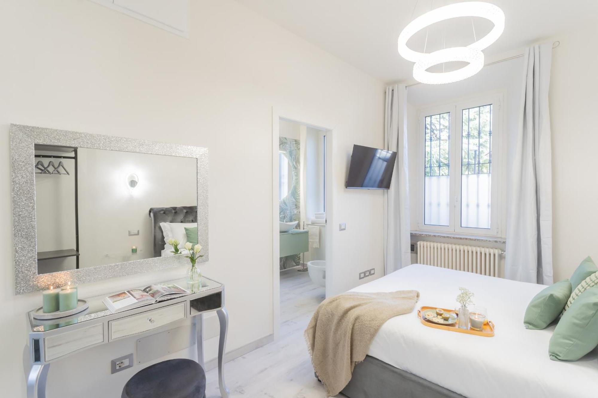 Cernobbio Dream Suites By Rent All Como Exteriör bild