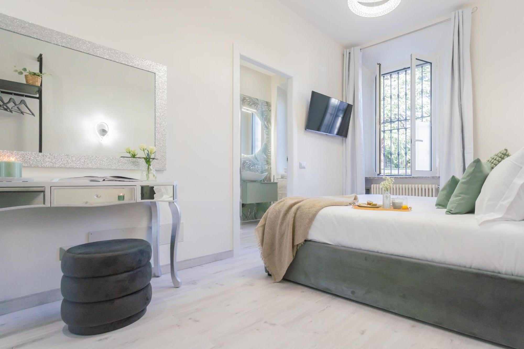 Cernobbio Dream Suites By Rent All Como Exteriör bild