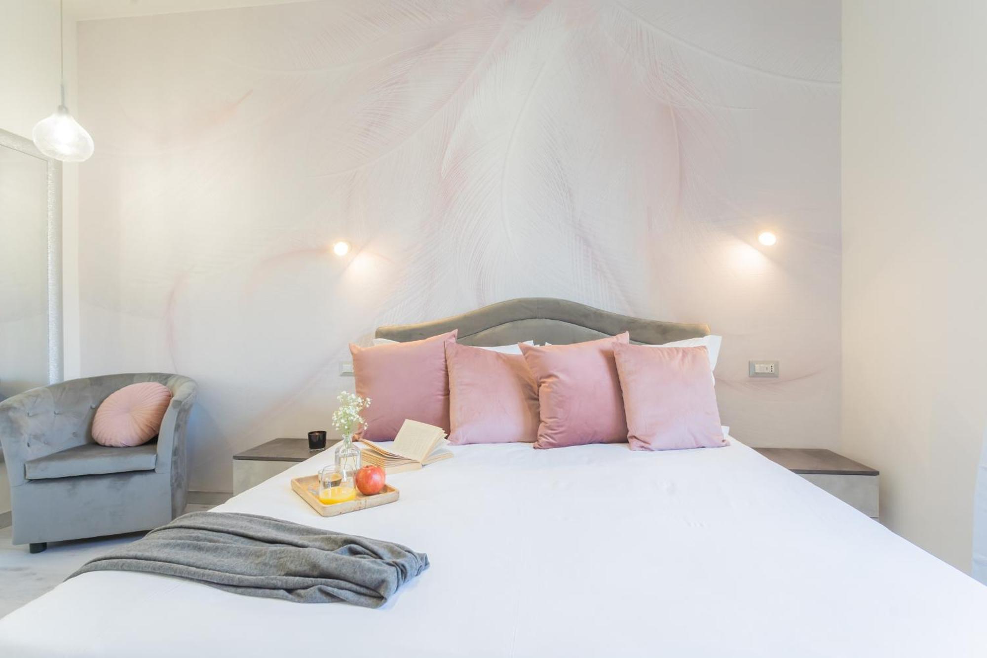 Cernobbio Dream Suites By Rent All Como Exteriör bild